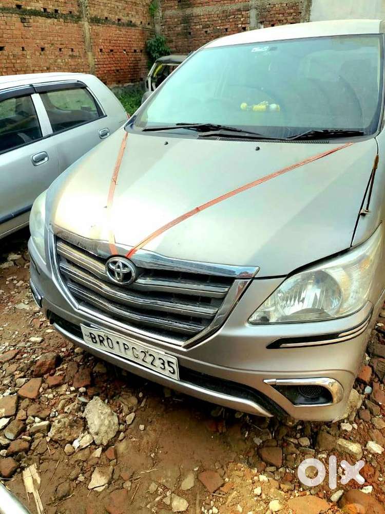 Toyota Innova 2.5 G (diesel) 8 Seater, 2015, Diesel