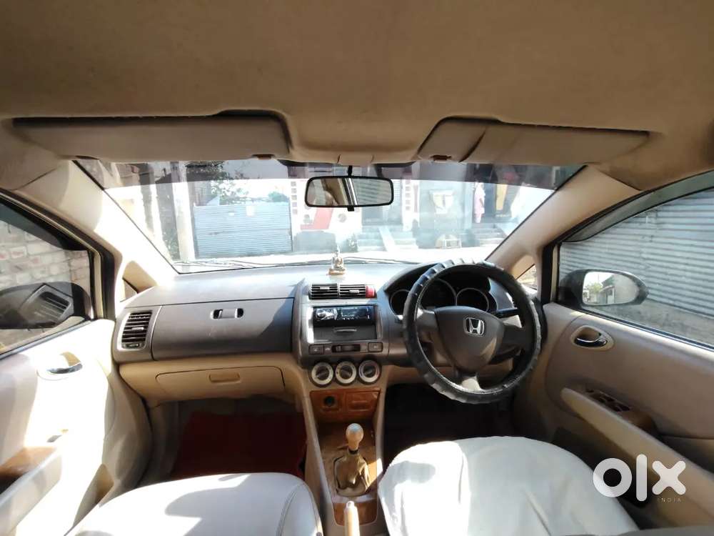 Honda City Zx 2006 Petrol Well Maintained