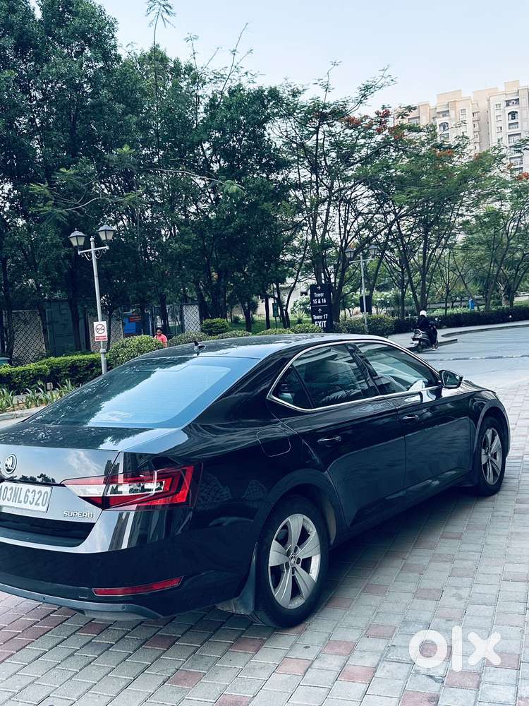 Skoda Superb Style 1.8 Tsi At, 2016, Petrol