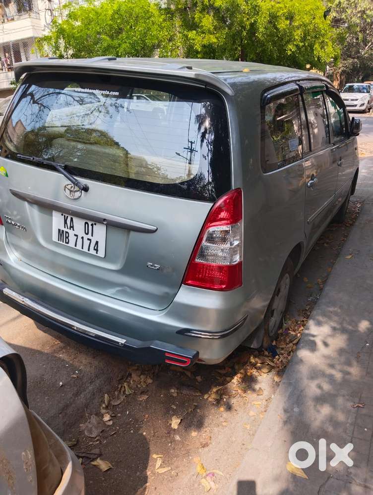 Toyota Innova 2.5 G (diesel) 8 Seater, 2006, Diesel