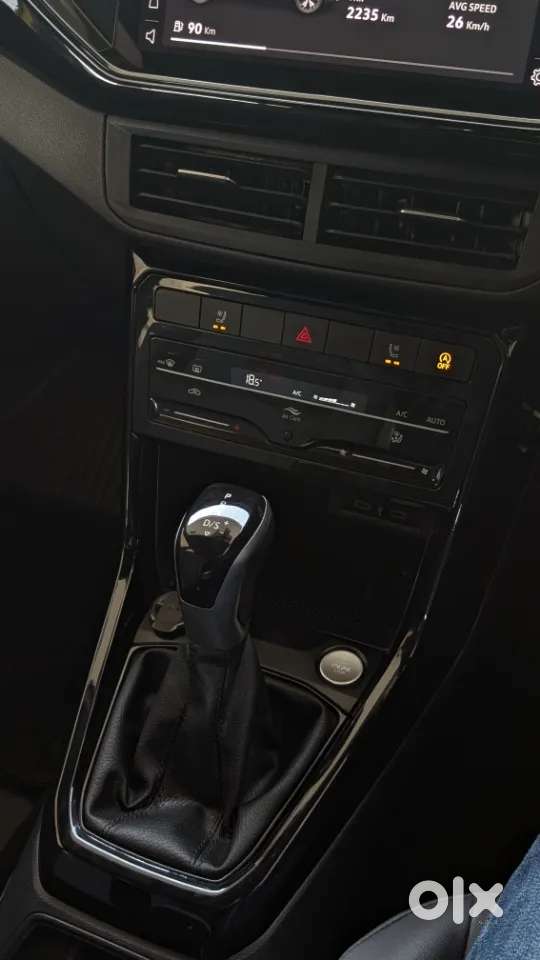Volkswagen Taigun, 2025, Petrol