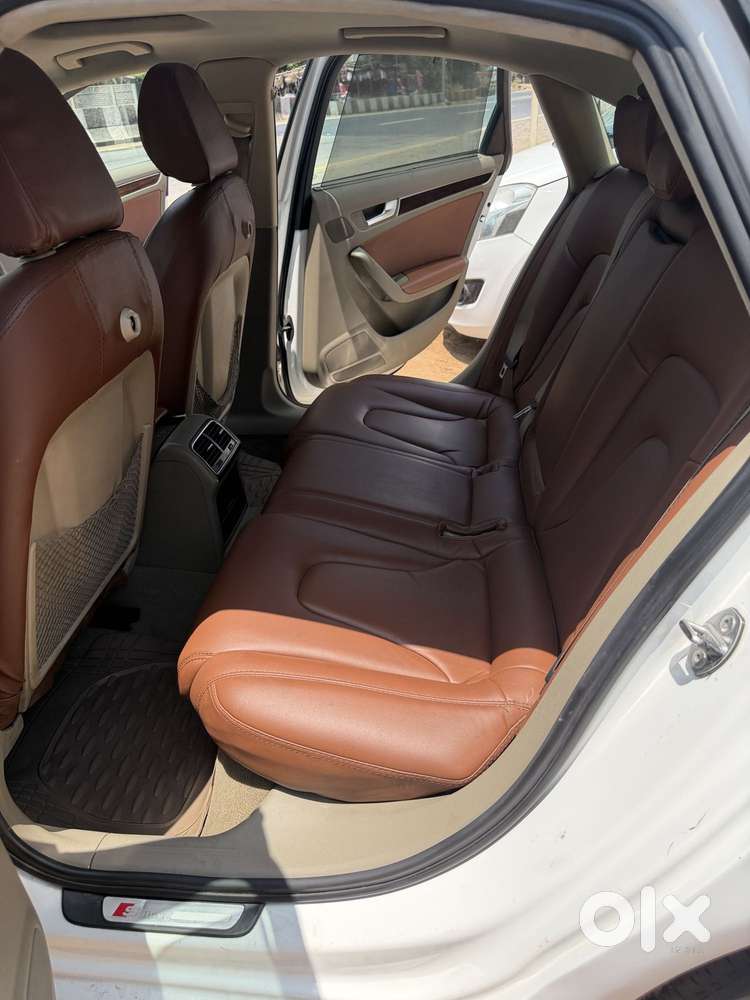 Audi A4 2.0 Tdi Premium With Sunroof, 2012, Diesel