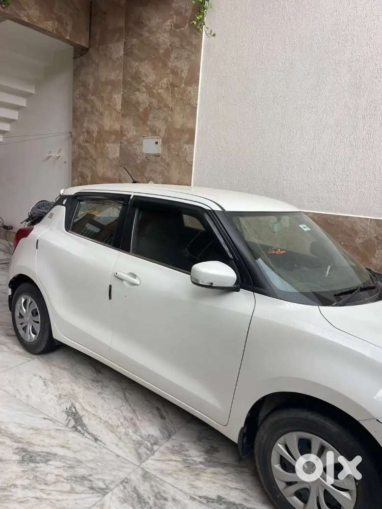 2023 Maruti Suzuki Swift Vxi 32000 Km