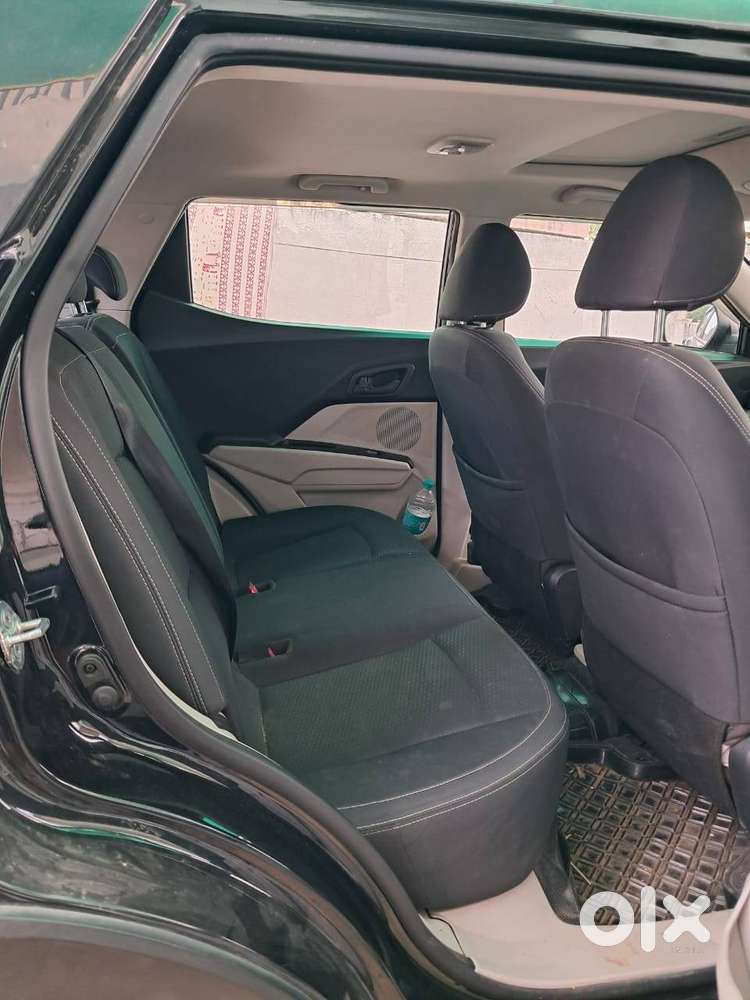 Mahindra Xuv300 2024 Petrol 41000 Km Driven