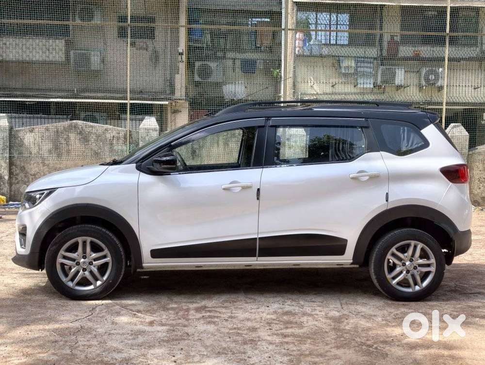 Renault Triber Rxz, 2022, Petrol