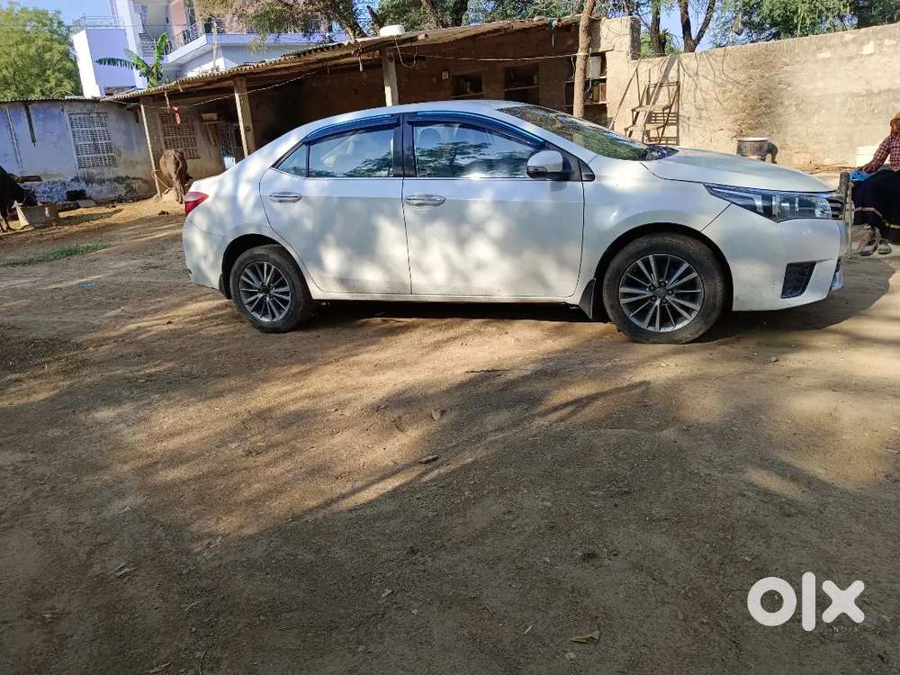 Toyota Corolla Altis 2016 Diesel 180000 Km Driven