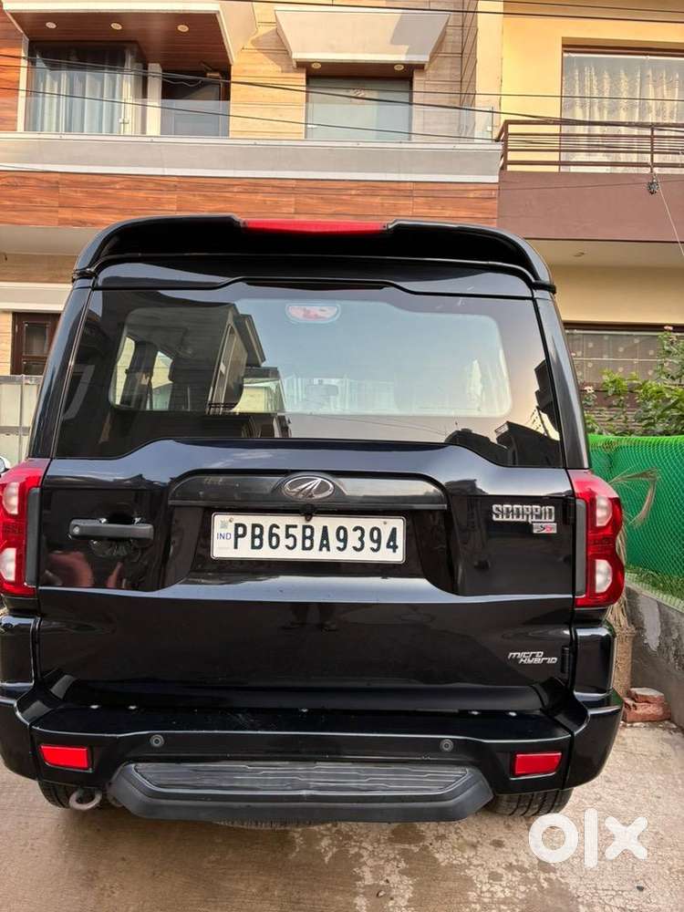 Mahindra Diesel 2021 Car