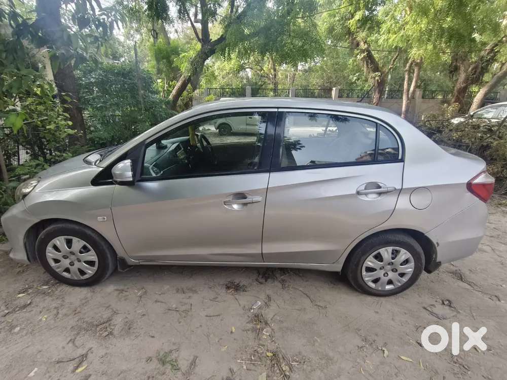 Honda Amaze 2017 Petrol Well Maintained