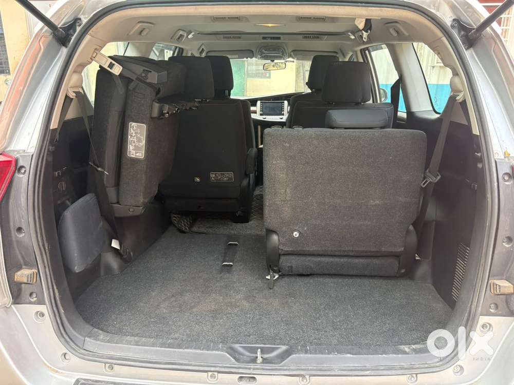 Toyota Innova Crysta 2022 With 75000 Km Driven