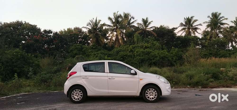 Hyundai I20 Magna, 2010, Petrol