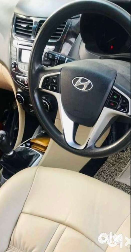 Hyundai Fluidic Verna 2015