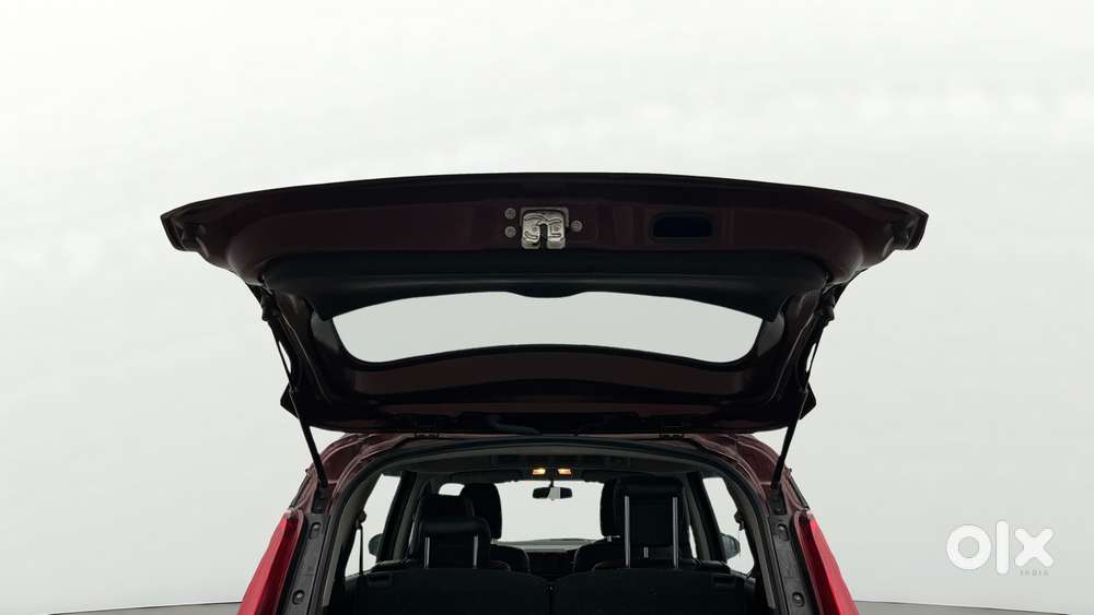 Maruti Suzuki Xl6 Alpha, 2021, Petrol