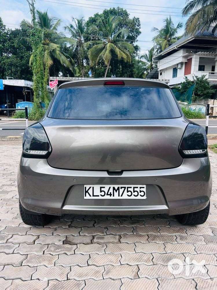 Maruti Suzuki Swift Vxi + Manual, 2020, Petrol
