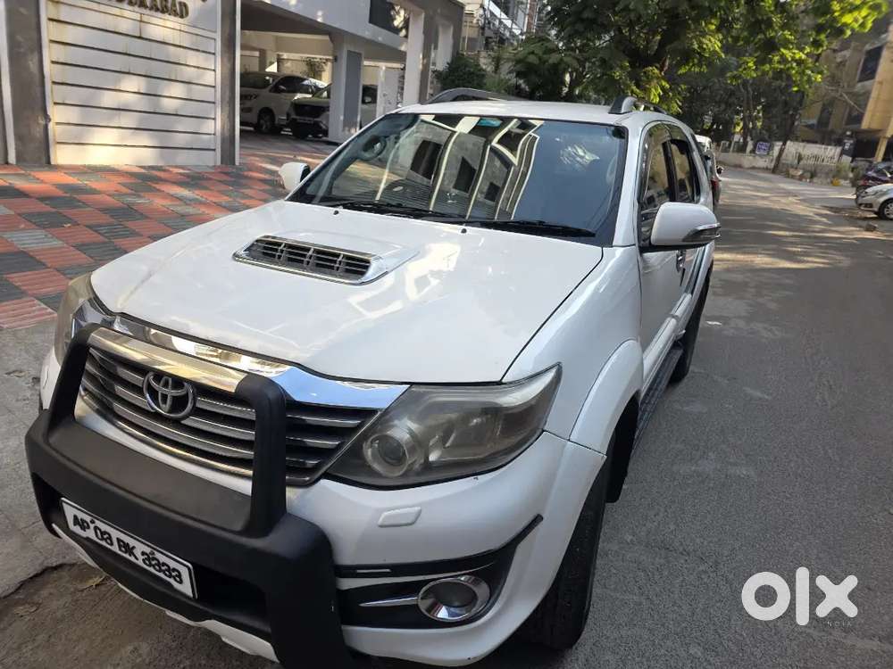 2015 Toyota Fortuner 4x2 Mt