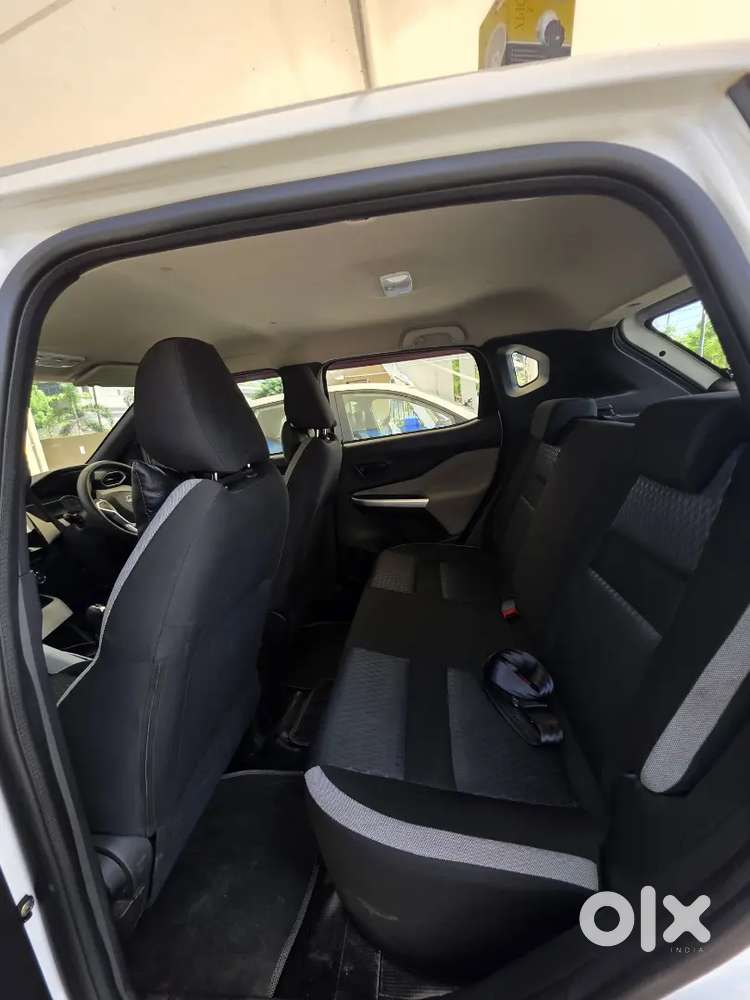 Nissan Magnite Xe Amt 2024