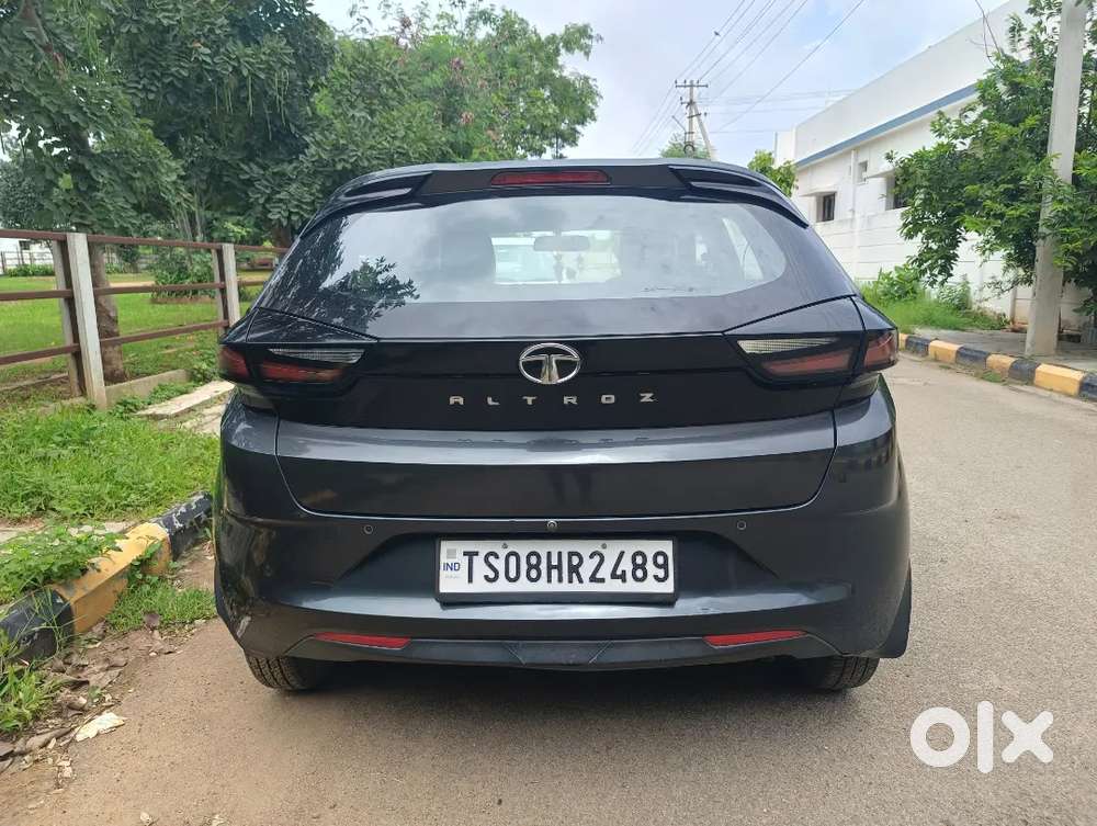 Tata Altroz Petrol 2021