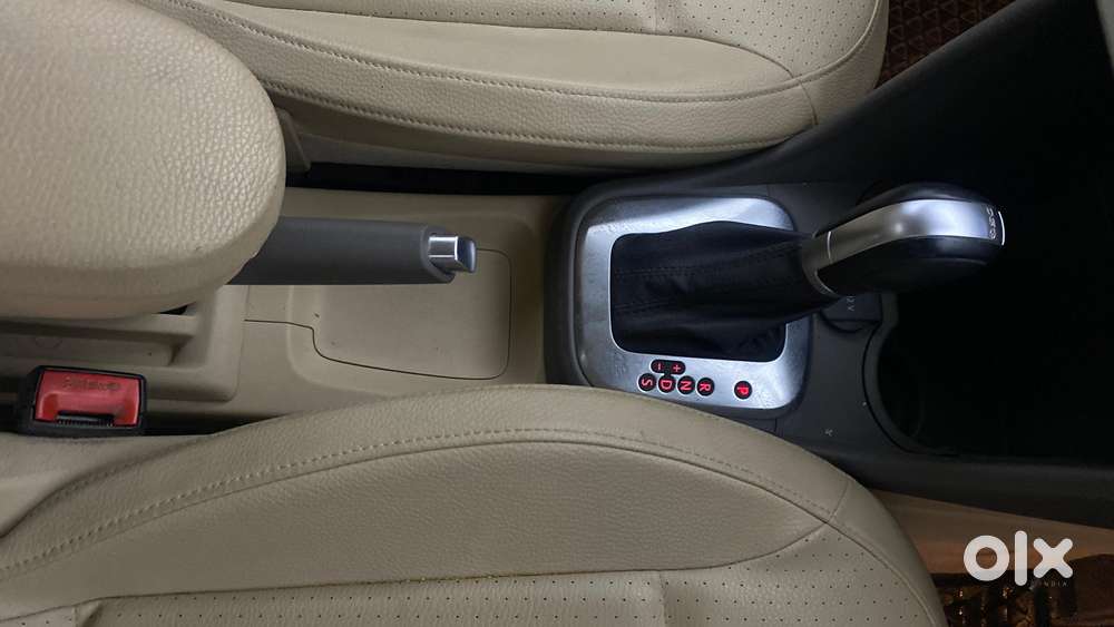 Volkswagen Vento 2010-2013 Petrol Highline At, 2016, Petrol