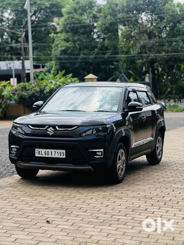 Maruti Suzuki Brezza 1.5 Vxi At Smart Hybrid, 2025, Petrol