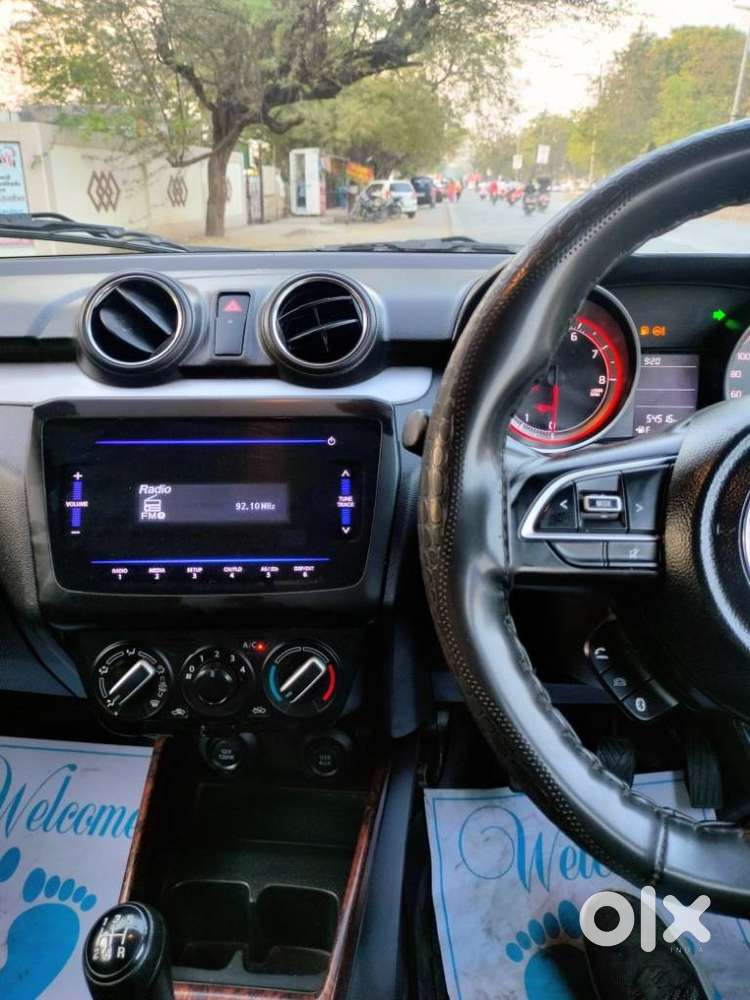 Maruti Suzuki Swift Vxi Optional, 2022, Petrol