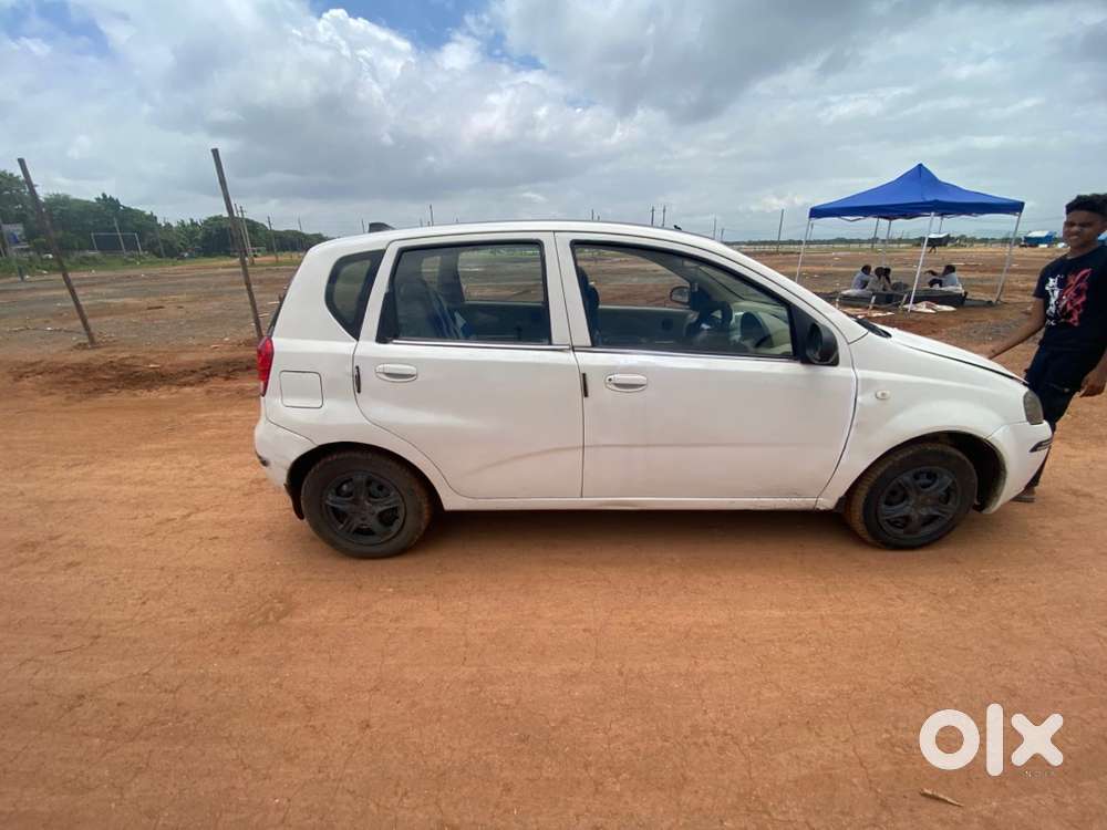 Chevrolet Aveo 2012 Petrol 68000 Km Driven