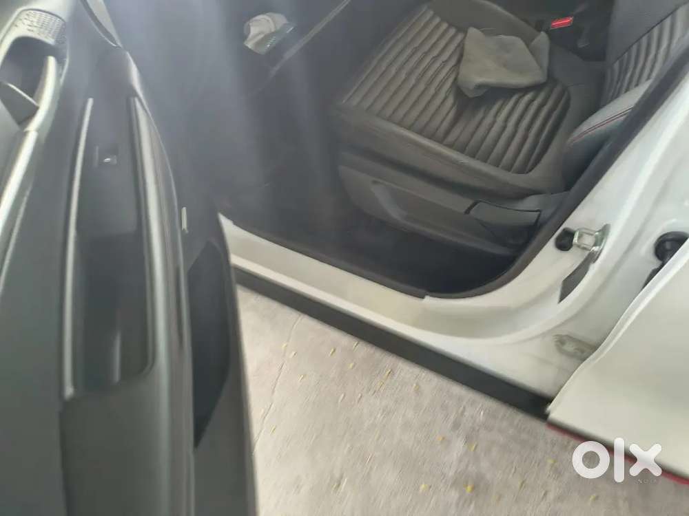 Kia Sonet 2020 Gtx Plus Dct 1.0lturbo Pertol Exceptionally Maintained.