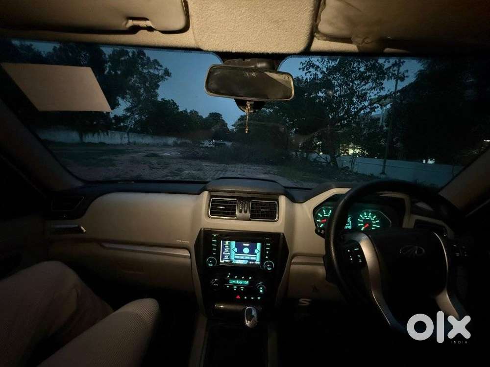 Mahindra Scorpio S10, 2015, Diesel