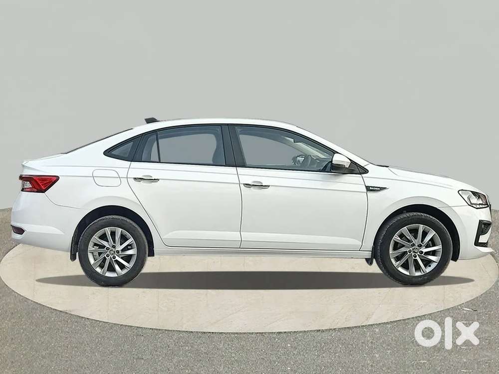 Skoda Slavia Ambition 1.0l Tsi At, 2023, Petrol