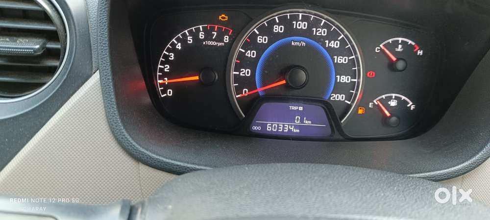 Hyundai Grand I10 2013-2016 Sportz, 2016, Petrol