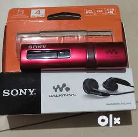 Sony® NW-390 Series 8GB Red Walkman® MP3 Player Residential