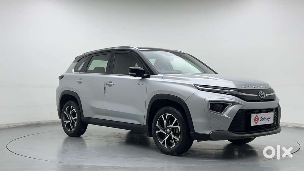 Toyota Urban Cruiser Hyryder 1.5 V Hybrid, 2023, Petrol