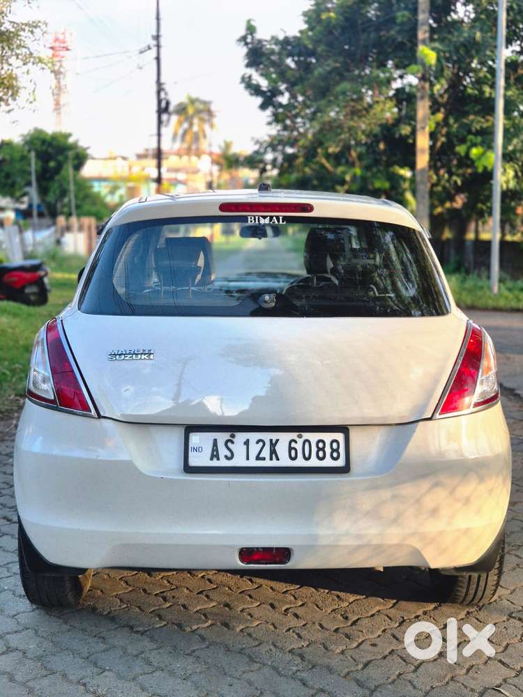 Maruti Suzuki Swift Zxi, 2013, Petrol
