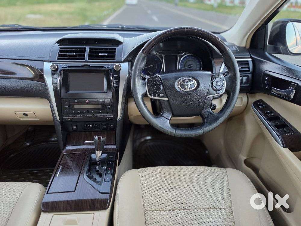 Toyota Camry Hybrid 2.5, 2015, Petrol