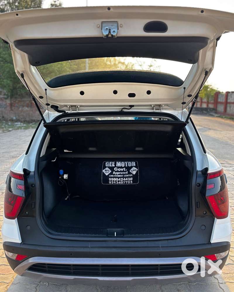 Hyundai Creta 1.5 Mpi Sx Petrol Ivt, 2023, Cng & Hybrids