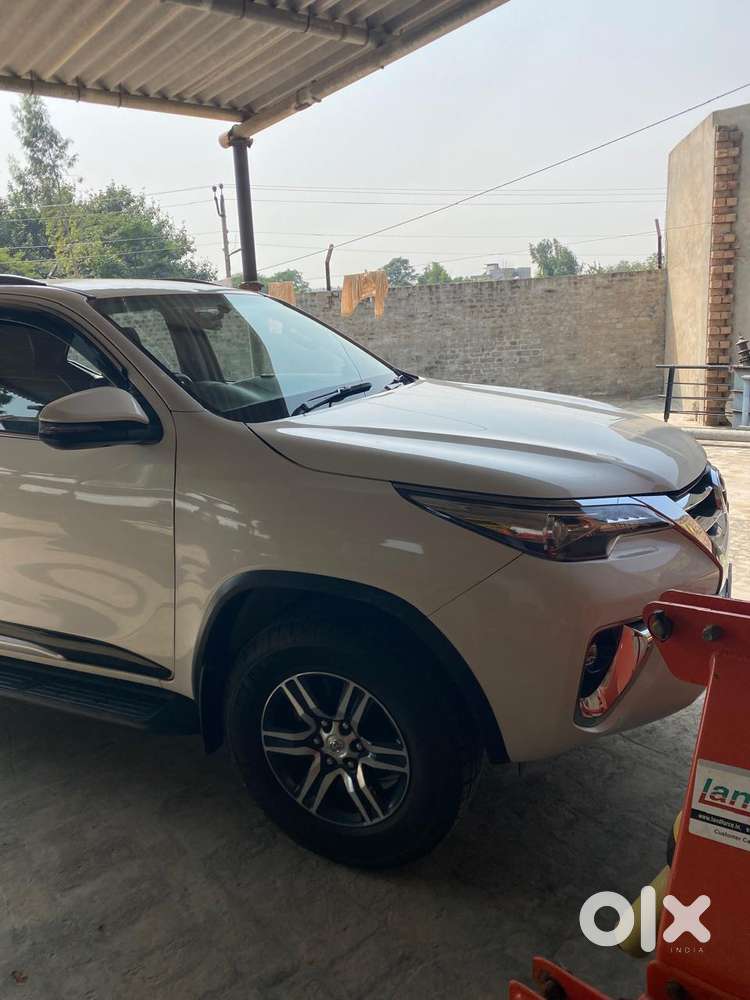 Toyota Fortuner 3.0 4x2 Automatic, 2018, Diesel