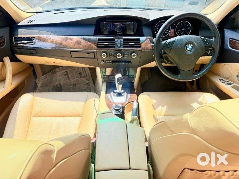 Bmw 5 Series 3.0 525i Sedan, 2009, Petrol