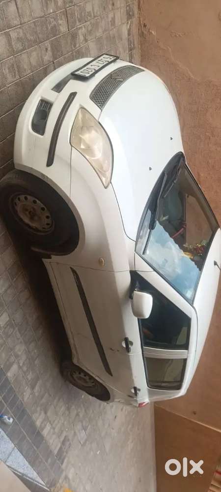 Maruti Suzuki Swift 2011 Petrol 108000 Km Driven