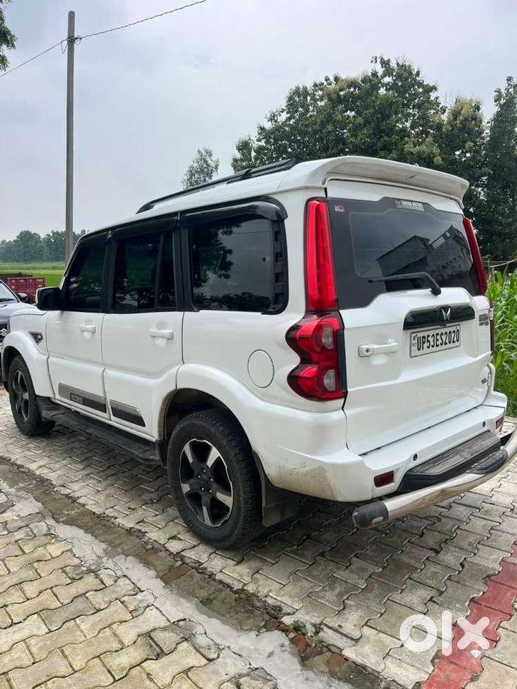 Mahindra Scorpio Classic 2023 Diesel 100000 Km Driven
