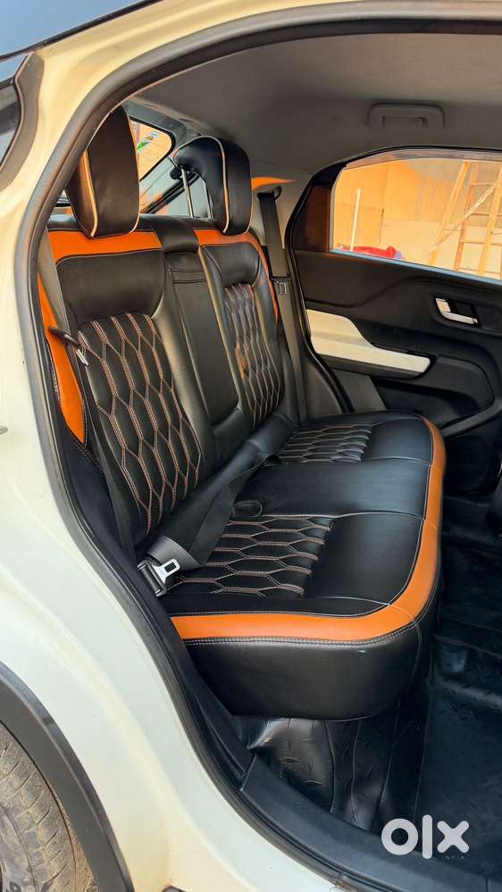 Tata Punch Accomplished Amt, 2022, Petrol