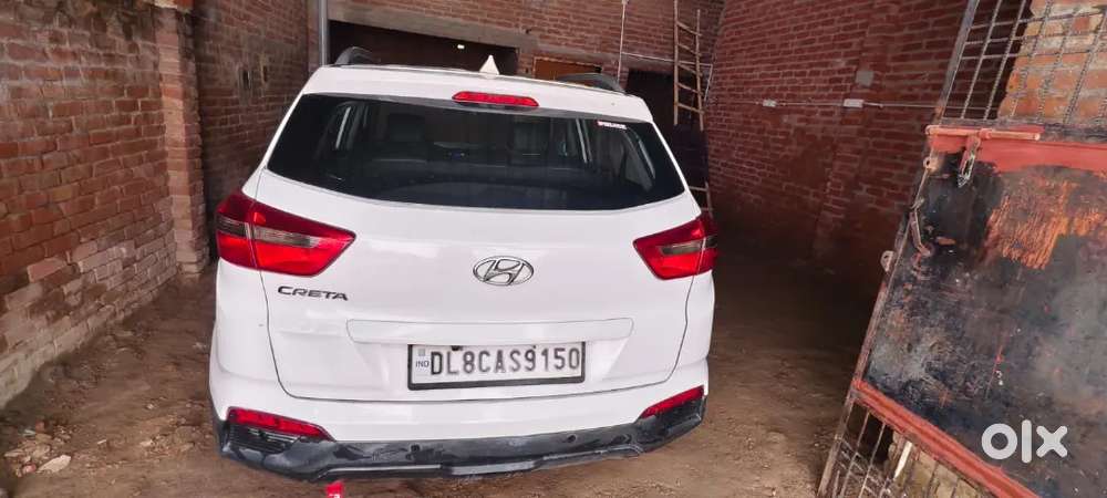Hyundai Creta Vtvt+ White Colour Petrol