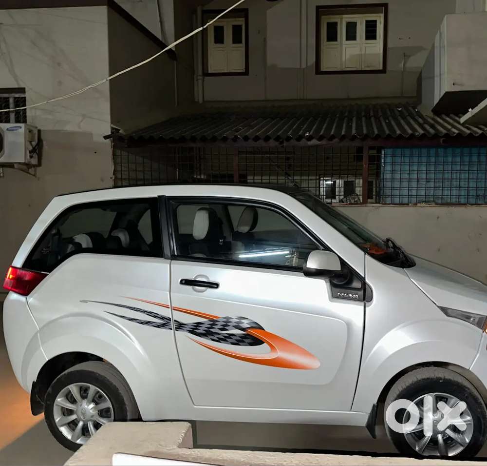 Mahindra E2o T20 2015