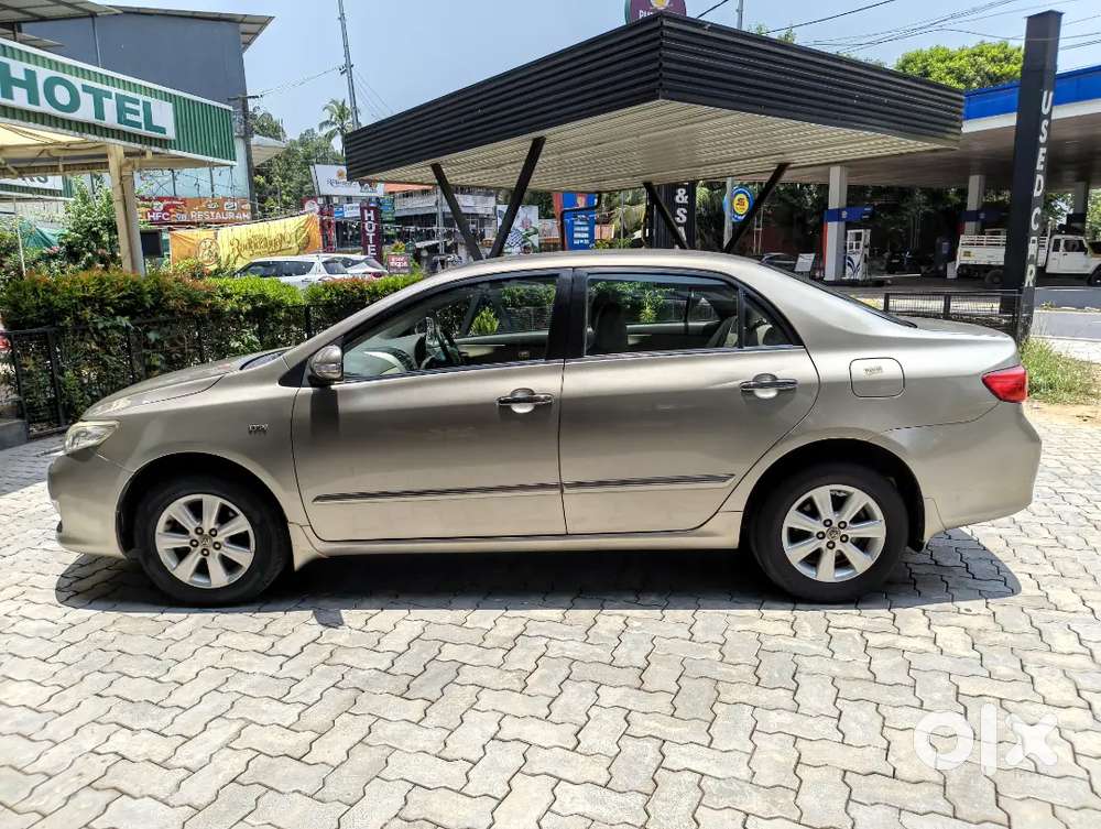 Toyota Corolla Altis 2009 Model Automatic V