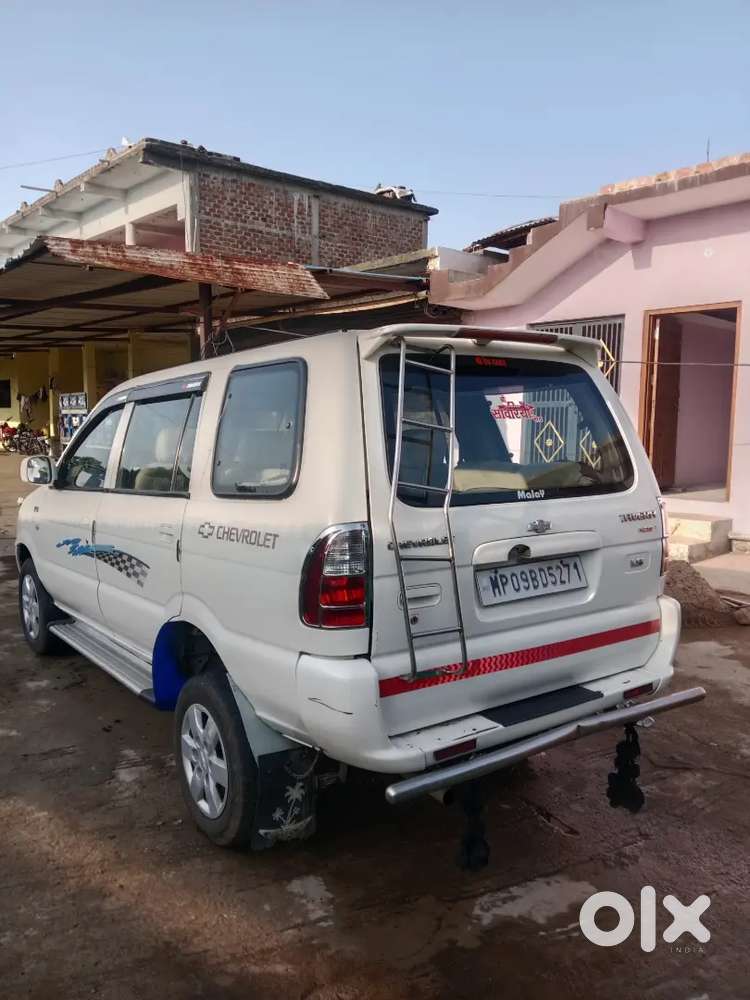 गाड़ी 1वन कंडीशन मे है