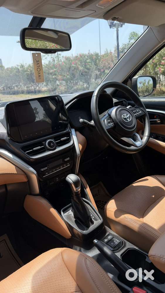 Toyota Urban Cruiser Hyryder 1.5 V Hybrid, 2022, Petrol