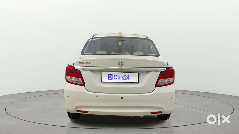 Maruti Suzuki Swift Dzire Amt Vxi, 2022, Petrol