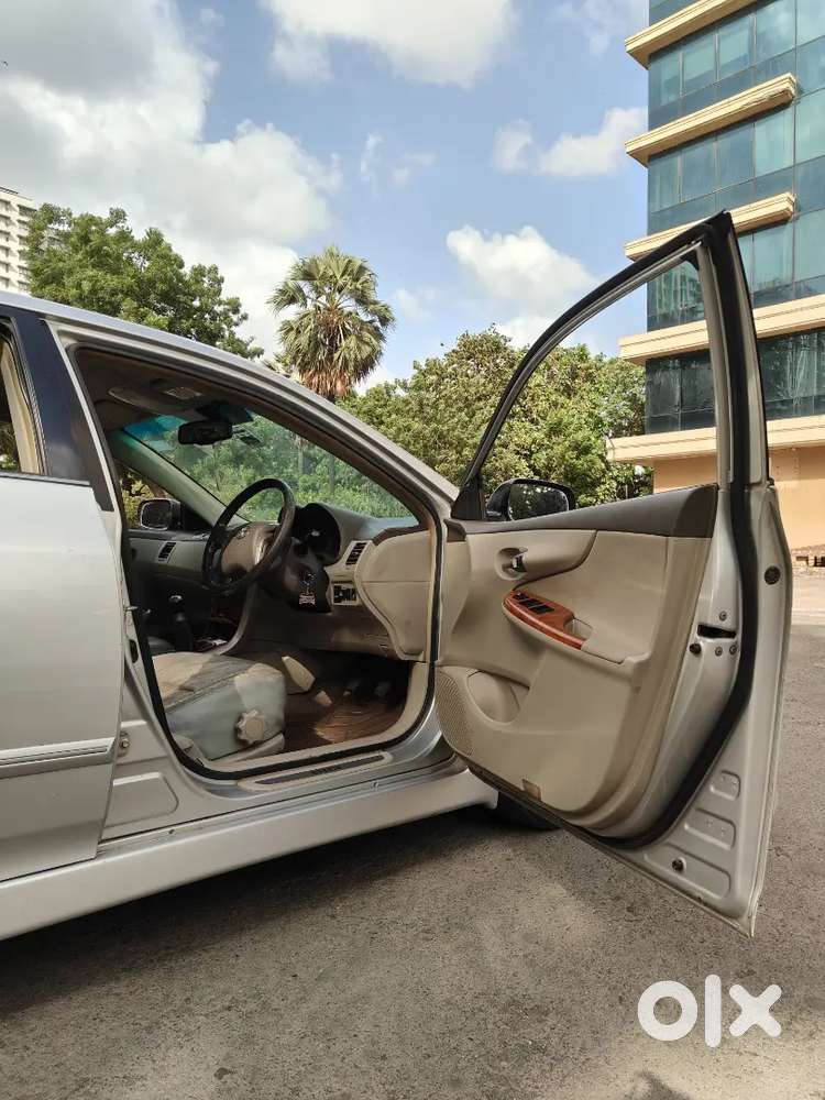 Toyota Corolla Altis 2009 Petrol 80000 Km Driven