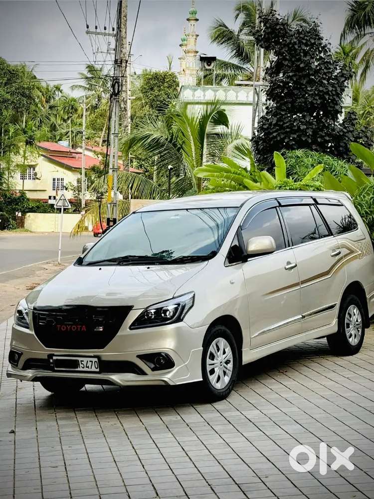 Toyota Innova 2.5 G Diesel 2014