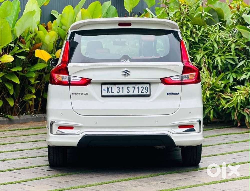 Maruti Suzuki Ertiga, 2023, Petrol