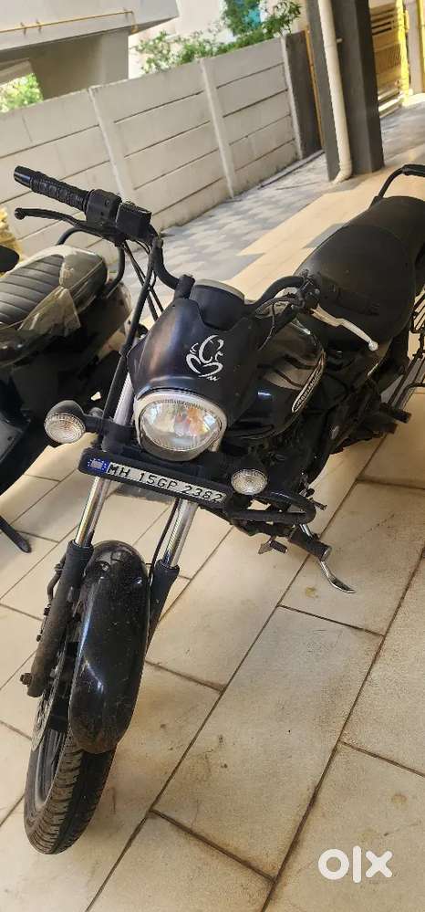Bajaj Avenger Street 2019