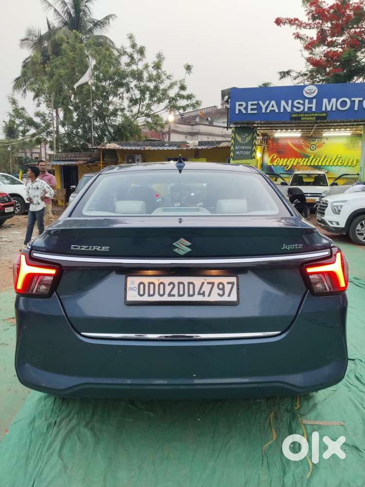 Maruti Suzuki Dzire Zxi Plus Ags, 2025, Petrol