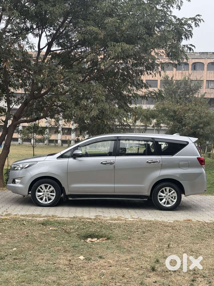 Toyota Innova Crysta [2020-ongoing] 2.4 Gx 7 Str, 2020, Diesel